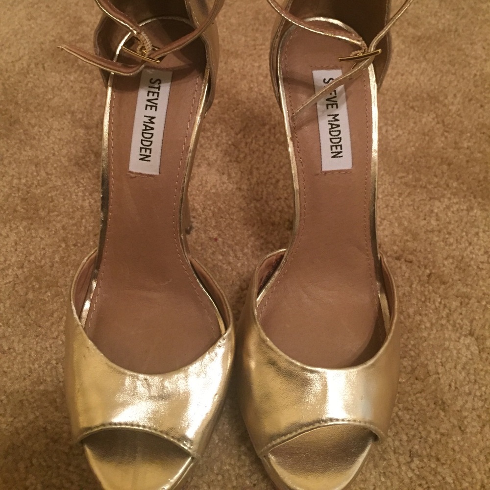 6 inch Steve Madden Metallic heels